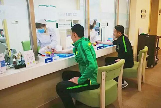 3國安隊(duì)員慈銘體檢現(xiàn)場體檢1.jpg 3國安隊(duì)員慈銘體檢現(xiàn)場體檢1.jpg